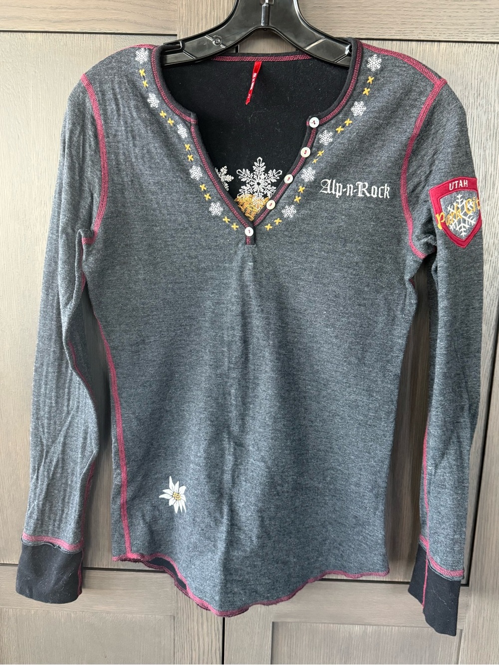 Park City Utah Alp N Rock Dark Gray Long Sleeve Top with Trim and Embroidery